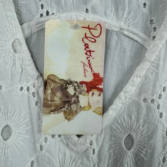 Platinum Tunic Top Womens Small Medium White Eyelet Embroidery Lagenlook NEW - Picture 3 of 12